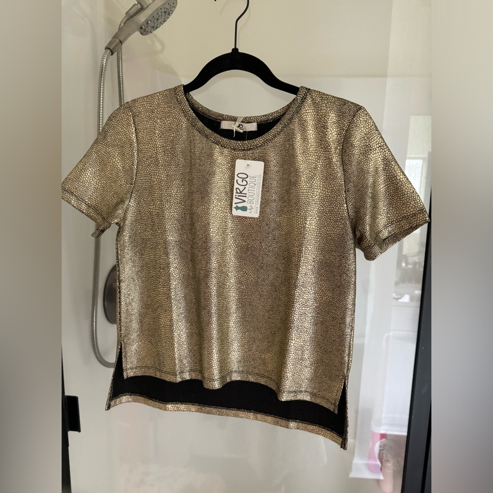 Boutique small with tags